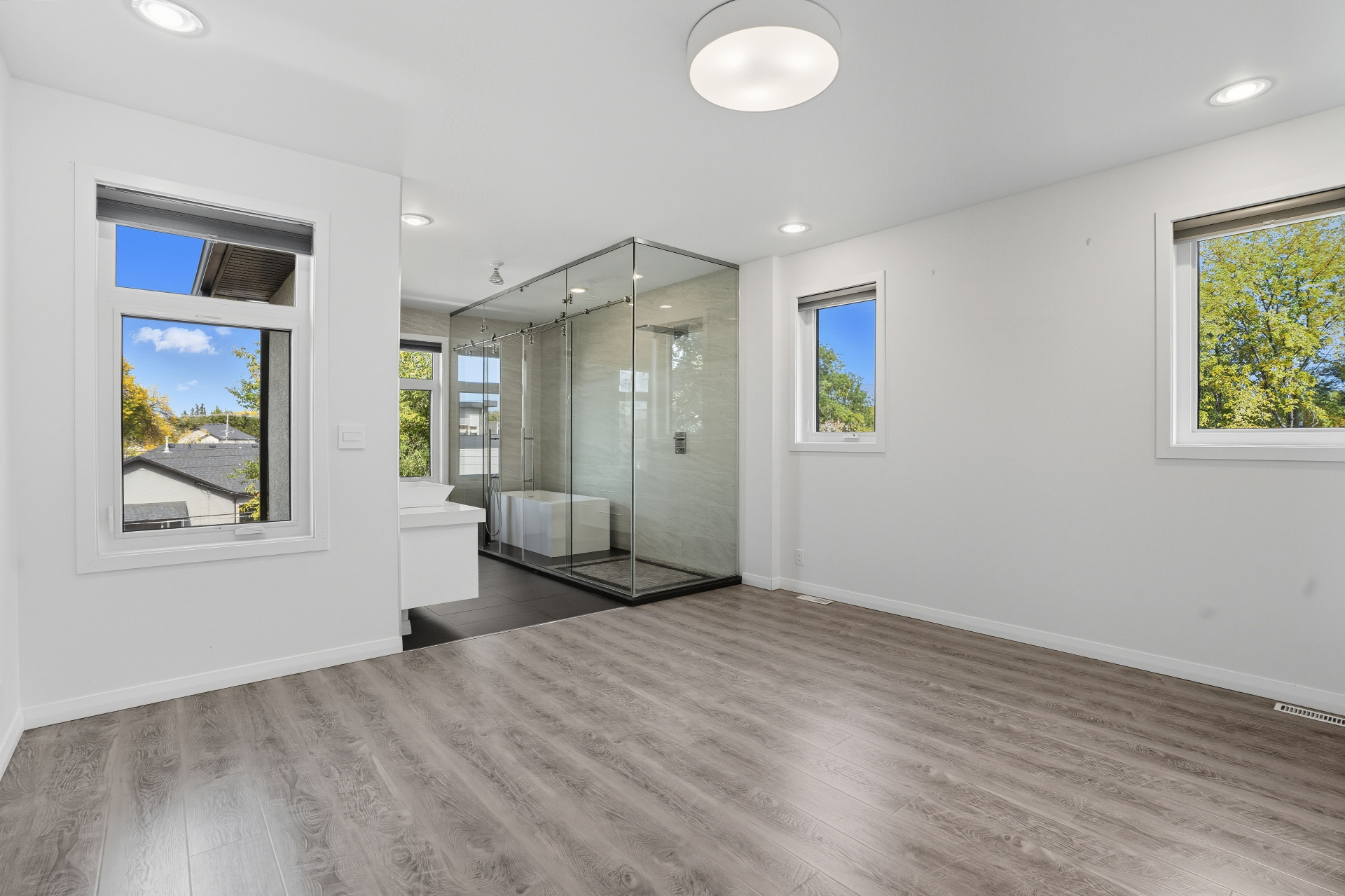 近8街2015年半独立别墅出售·1105 7th St. E——林与唐地产 - 8